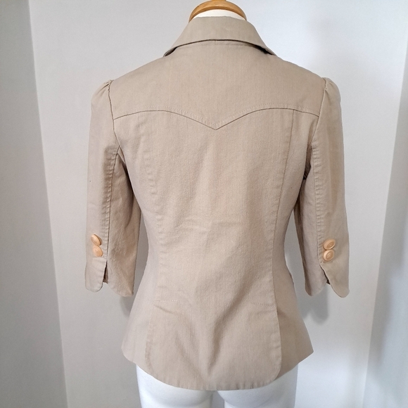 Tension | Beige tan woman's blazer suit coat with light shoulder pads - Picture 4 of 10